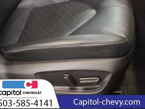 Used 2021 Toyota Camry XSE AWD/4WD image 29