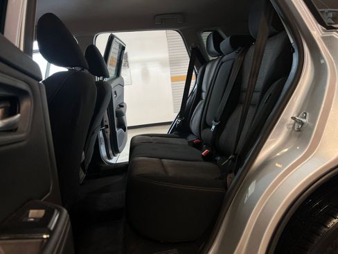 Used 2025 Nissan Rogue SV image 27