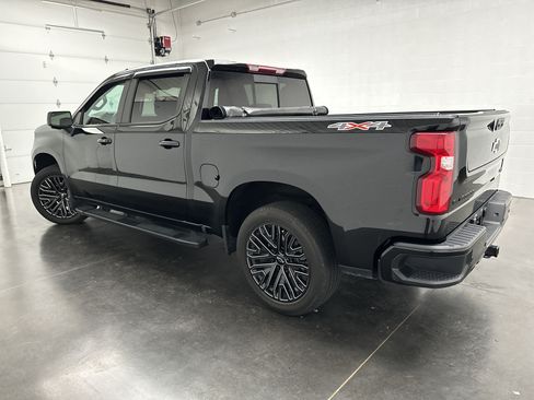 Used 2024 Chevrolet Silverado 1500 RST w/ Convenience Package II AWD/4WD image 8