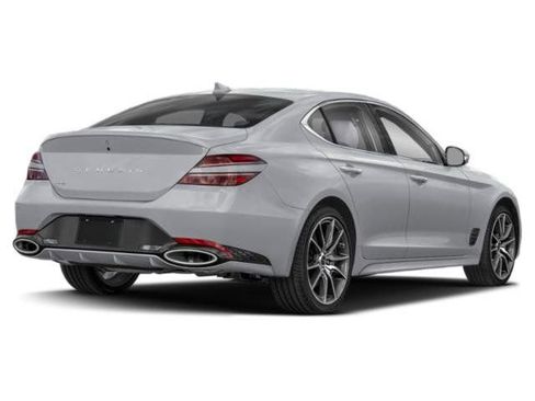 Used 2025 Genesis G70 2.5T image 24
