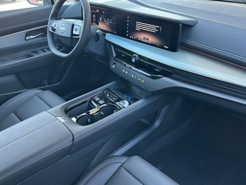 New 2026 Nissan Murano SL image 16