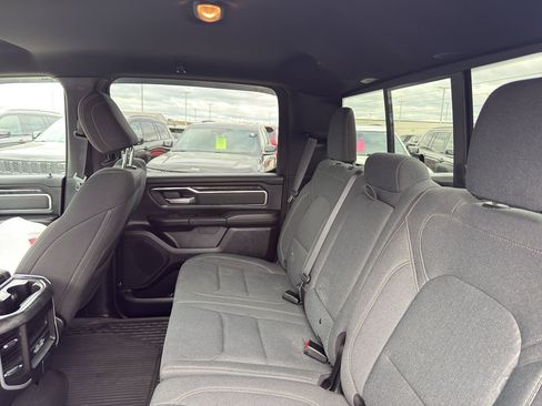 Used 2022 RAM 1500 Big Horn AWD/4WD image 34