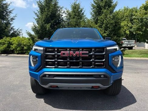 Used 2023 GMC Canyon AT4 w/ AT4 Premium Package AWD/4WD image 10