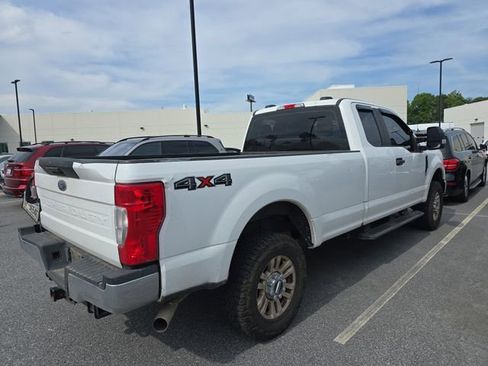 Used 2020 Ford F250 XL w/ Power Equipment Group AWD/4WD image 2