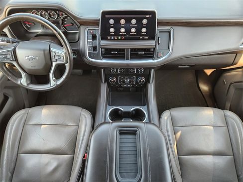 Used 2021 Chevrolet Tahoe Z71 w/ Z71 Signature Package image 27