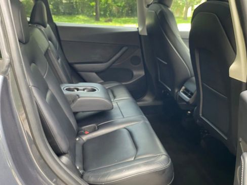 Used 2022 Tesla Model Y Performance AWD/4WD image 20