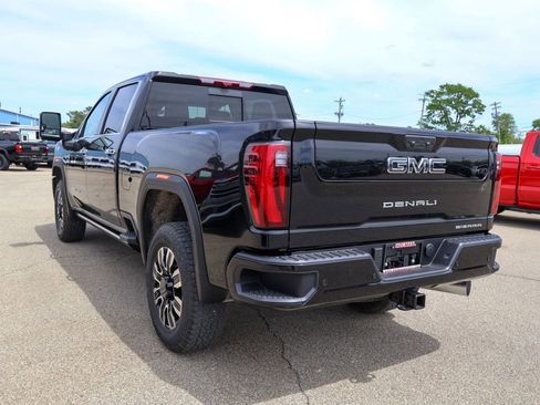 New 2026 GMC Sierra 2500 Denali Ultimate w/ Max Trailering Package image 32