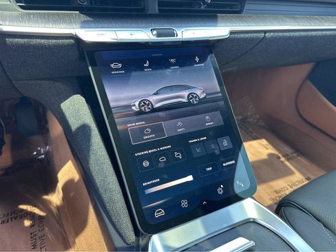 Used 2024 Lucid Air Touring AWD/4WD image 25