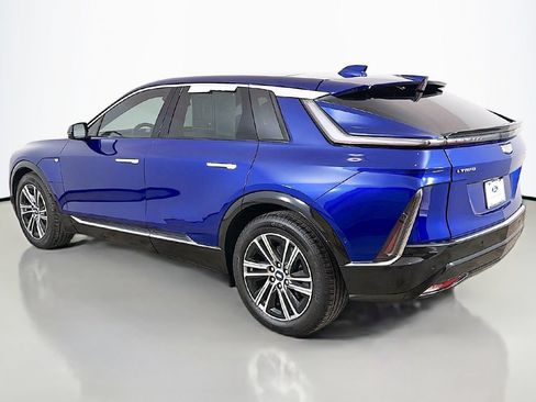 Used 2024 Cadillac Lyriq Luxury RWD image 12
