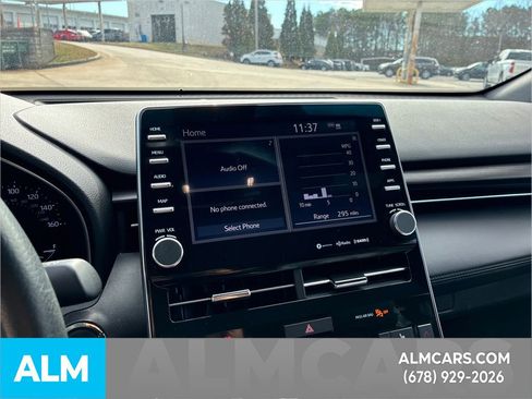 Used 2022 Toyota Avalon XLE image 21