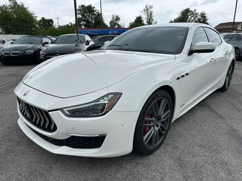 Used 2018 Maserati Ghibli S GranLusso RWD image 29