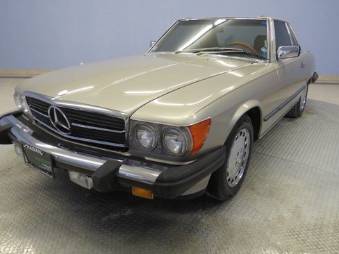 Used 1988 Mercedes-Benz 560 SL image 28