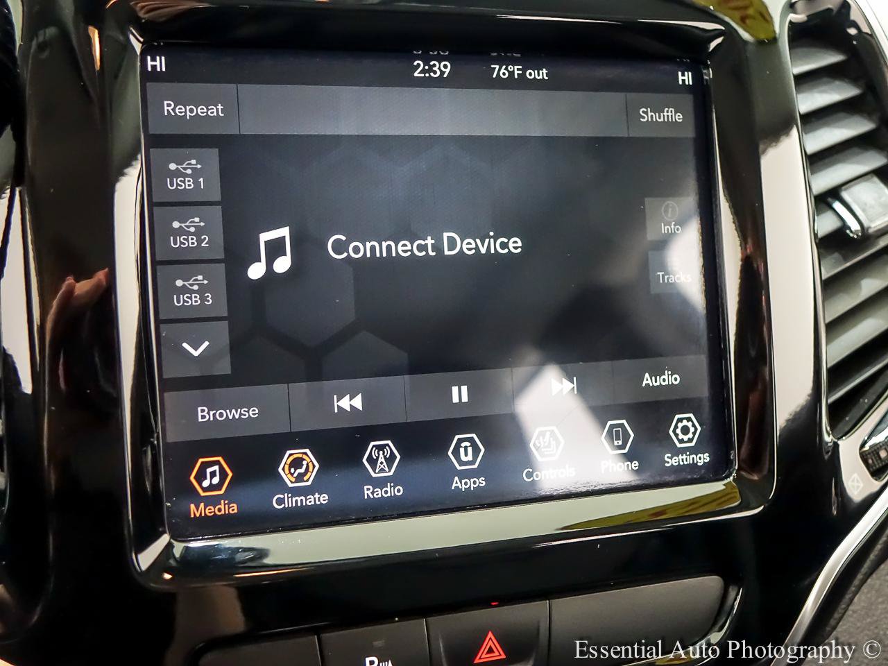 Used 2019 Jeep Cherokee Limited AWD/4WD image 20