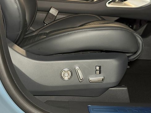 New 2026 Lincoln Nautilus Reserve image 12