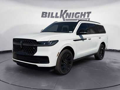 New 2025 Lincoln Navigator Reserve w/ Jet Appearance Package