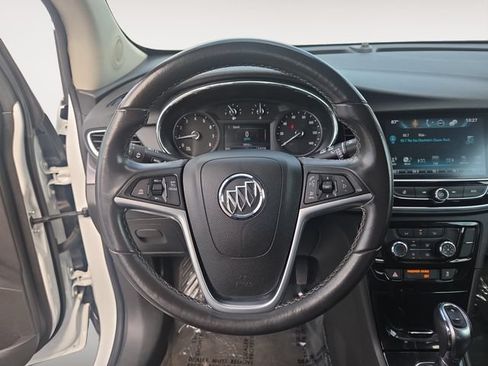 Used 2021 Buick Encore Preferred FWD image 12
