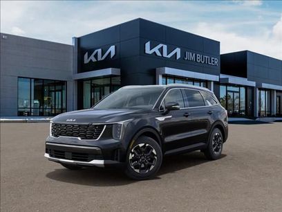 New 2026 Kia Sorento S w/ S Panoramic Sunroof Package