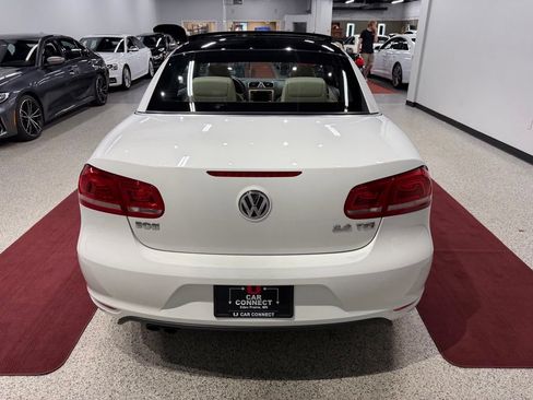 Used 2013 Volkswagen Eos Komfort FWD image 59