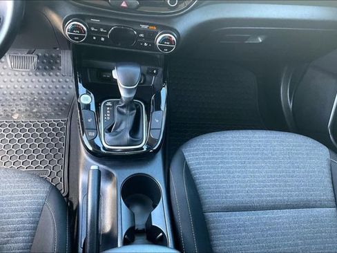 Used 2023 Kia Soul EX image 13