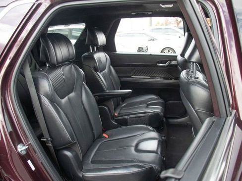 Used 2024 Hyundai Palisade Calligraphy image 24