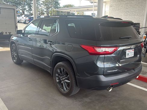 Used 2020 Chevrolet Traverse RS FWD image 3
