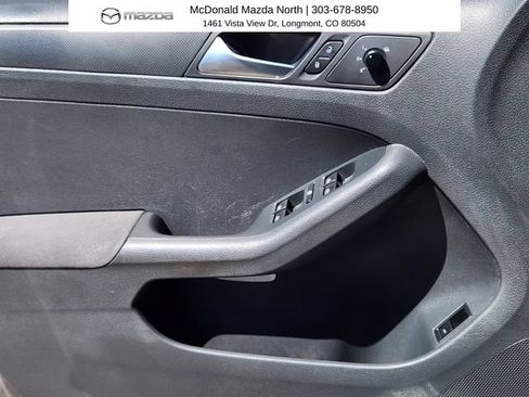 Used 2011 Volkswagen Jetta S FWD image 6
