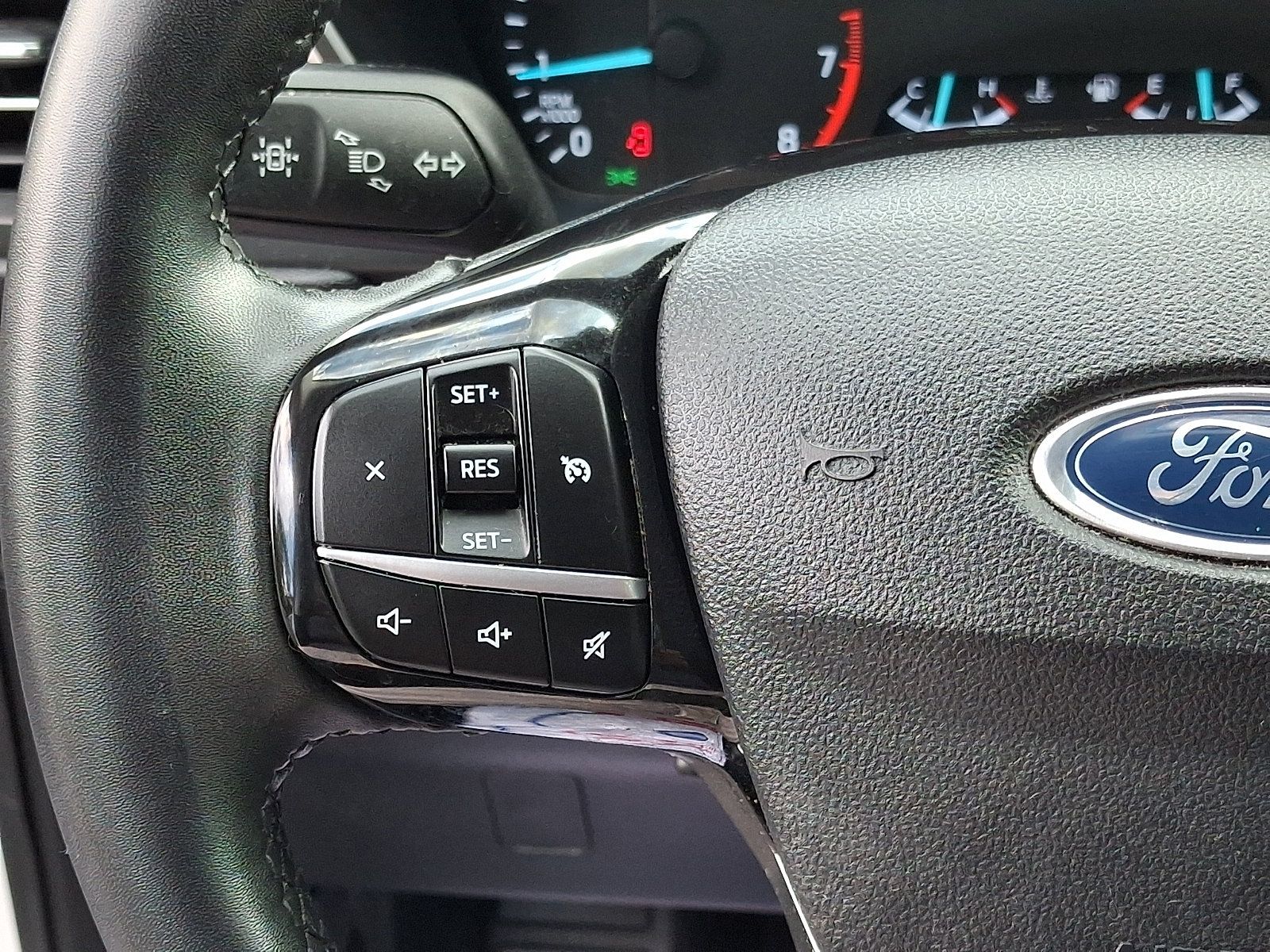 Certified 2021 Ford Escape SEL FWD image 21
