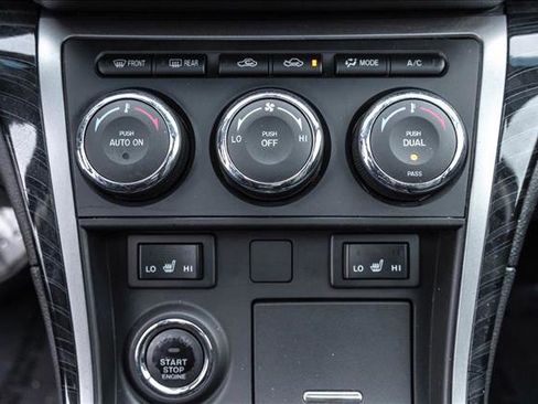 Used 2009 MAZDA MAZDA6 i Grand Touring w/ Moonroof & Bose Pkg image 17