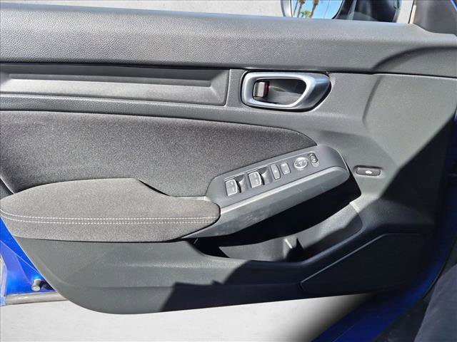 Used 2023 Honda Civic Sport image 10