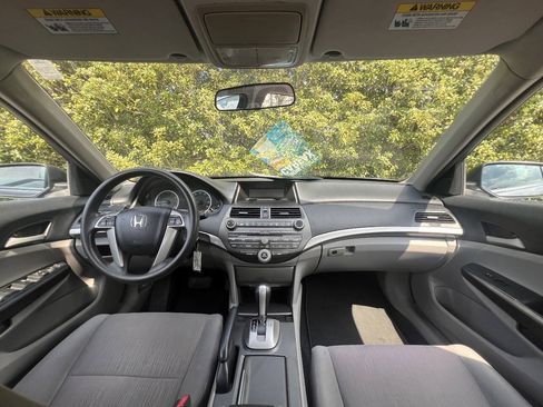 Used 2012 Honda Accord LX image 27
