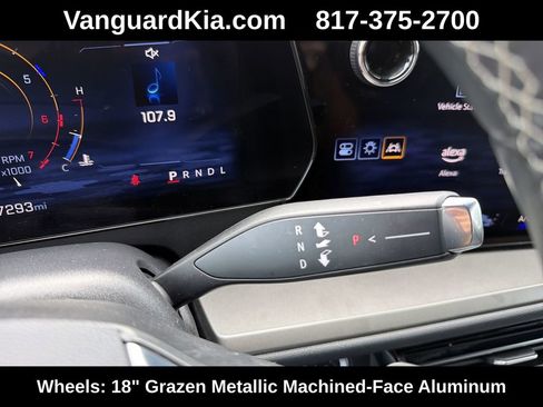 Used 2025 Chevrolet Traverse LT AWD/4WD image 24