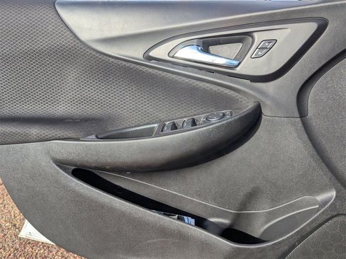 Used 2023 Chevrolet Malibu LT image 16