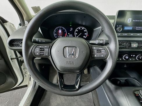 Used 2023 Honda HR-V LX image 11