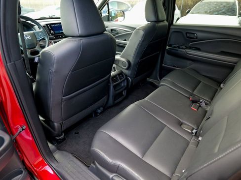 Used 2023 Honda Passport EX-L image 27