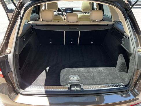 Used 2016 Mercedes-Benz GLC 300 4MATIC w/ Multimedia Package image 22