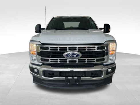 Used 2024 Ford F350 XLT w/ FX4 Off-Road Package AWD/4WD image 11