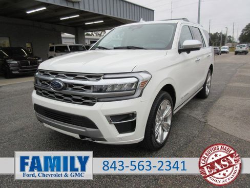 Used 2024 Ford Expedition Platinum image 1
