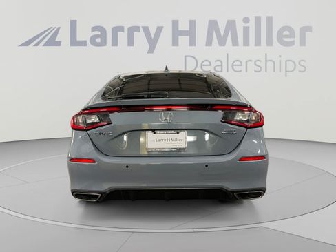 Used 2023 Honda Civic Sport Touring image 4