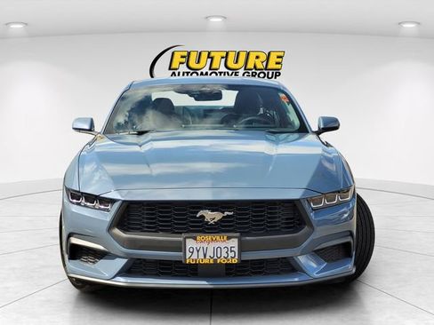 Certified 2025 Ford Mustang Coupe RWD image 2
