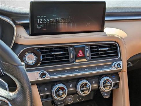 Used 2022 Genesis G70 2.0T w/ Prestige Package image 6