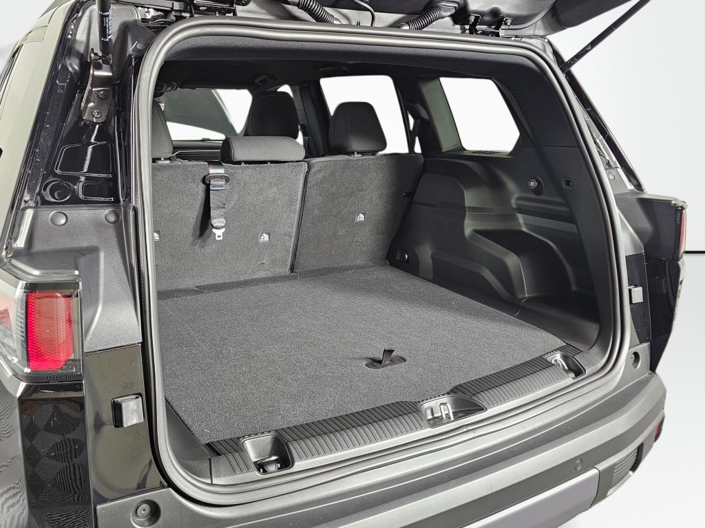 New 2026 Jeep Cherokee Laredo AWD/4WD image 17