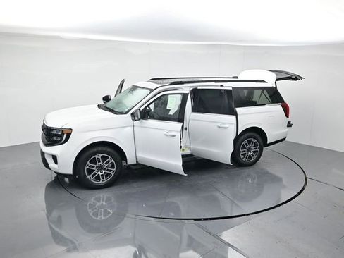 New 2025 Ford Expedition Max Active image 39