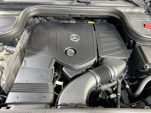 Used 2025 Mercedes-Benz GLE 450e 4MATIC image 30
