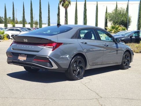 New 2026 Hyundai Elantra Sport FWD image 4