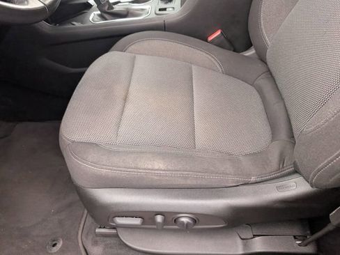 Used 2022 Chevrolet Traverse LT AWD/4WD image 23