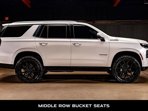 Used 2025 Chevrolet Tahoe High Country image 11