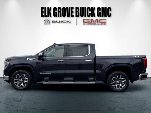 Used 2022 GMC Sierra 1500 SLT w/ SLT Premium Package AWD/4WD image 7