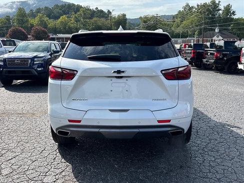 Used 2020 Chevrolet Blazer Premier w/ Driver Confidence II Package FWD image 6