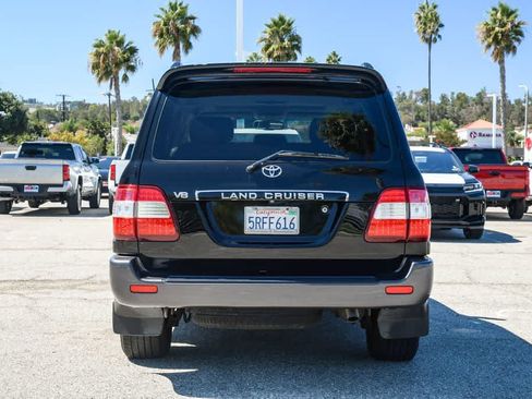 Used 2006 Toyota Land Cruiser AWD/4WD image 8