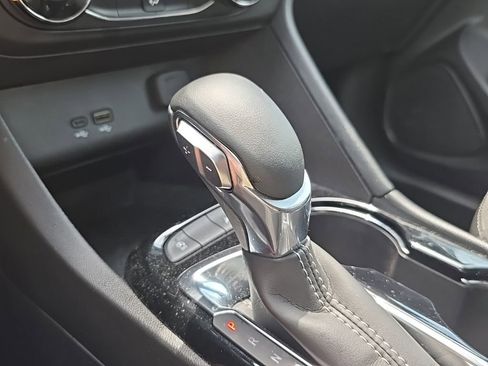 Used 2025 Buick Encore GX Preferred FWD image 13
